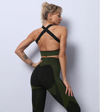 Agility Long-Sleeve & Leggings Gym Set