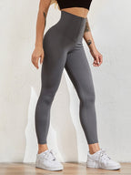 ComfortClip High-Rise Leggings